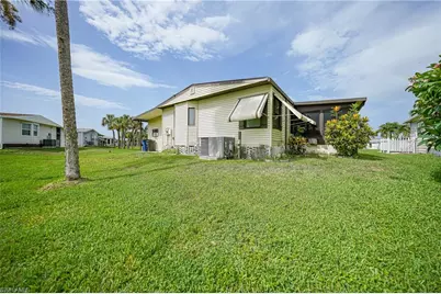 16209 Asheboro Ct, Fort Myers, FL 33908 - Photo 38