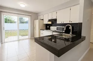 3420 Skyline Blvd, Cape Coral, FL 33914 - Photo 4