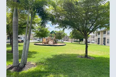 8407 Bernwood Cove Loop #508, Fort Myers, FL 33966 - Photo 4