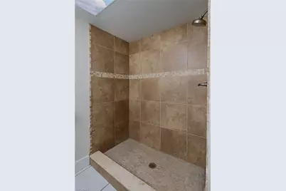 529 Coral Dr, Cape Coral, FL 33904 - Photo 24