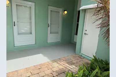 3225 E Riverside Dr #54E, Fort Myers, FL 33916 - Photo 2