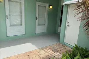 3225 E Riverside Dr, Fort Myers, FL 33916 - Photo 2