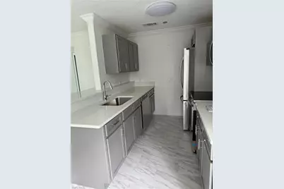 3225 E Riverside Dr #54E, Fort Myers, FL 33916 - Photo 4