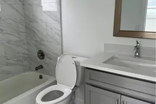 3225 E Riverside Dr, Fort Myers, FL 33916 - Photo 8