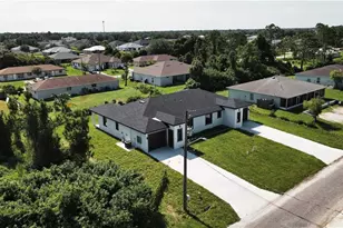 123 Ichabod Ave, Lehigh Acres, FL 33973 - Photo 32