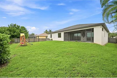 2524 SW 31st Ln, Cape Coral, FL 33914 - Photo 38