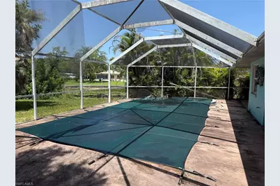 2401 Fisher Ct, Lehigh Acres, FL 33936 - Photo 30