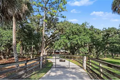 2291 Secretariat Dr, Labelle, FL 33935 - Photo 32