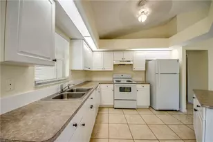 1823 NW 19th Ave, Cape Coral, FL 33993 - Photo 18