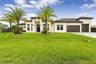 455 SE 17th Ave, Cape Coral, FL 33990 - Photo 2