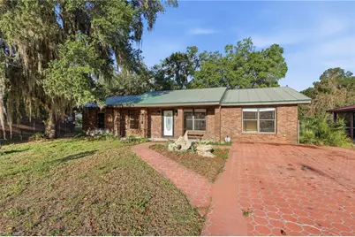 420 Grant St, Labelle, FL 33935 - Photo 2