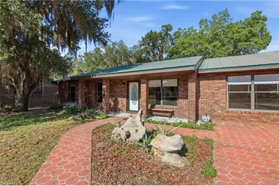 420 Grant St, Labelle, FL 33935 - Photo 1