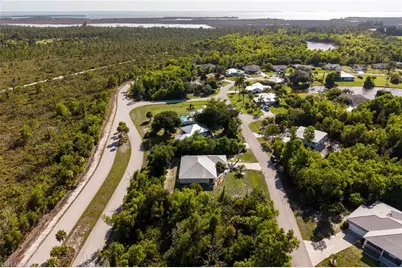 4406 Lake Heather Cir, Saint James City, FL 33956 - Photo 46