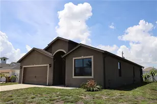 509 SW 28th St, Cape Coral, FL 33914 - Photo 4