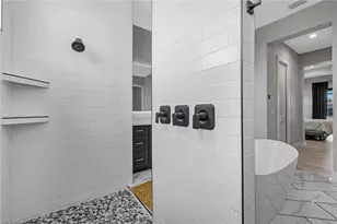 2224 SW 31st Ln, Cape Coral, FL 33914 - Photo 24