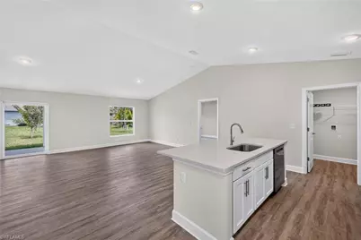 2715 NW 23rd Ave, Cape Coral, FL 33993 - Photo 6