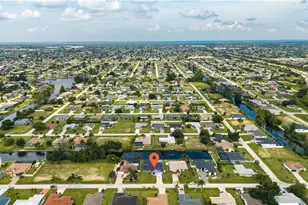 2704 SW 2nd Pl, Cape Coral, FL 33914 - Photo 36