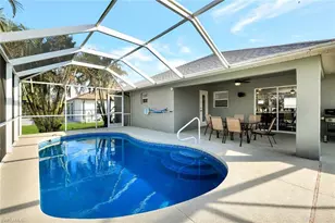 605 SW 13th St, Cape Coral, FL 33991 - Photo 22