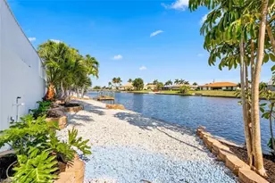 920 E Archer Parkway, Cape Coral, FL 33904 - Photo 2
