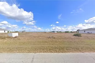 555 David Cir, Labelle, FL 33935 - Photo 1
