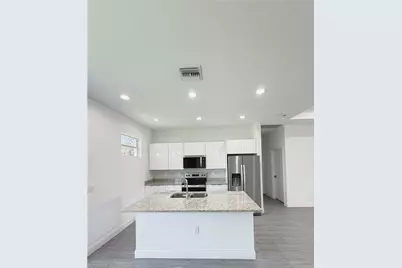 3004 47th St W, Lehigh Acres, FL 33971 - Photo 6