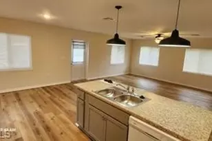 802 E Jasmine Rd, Lehigh Acres, FL 33936 - Photo 6
