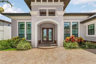 2262 SE 28th St, Cape Coral, FL 33904 - Photo 2