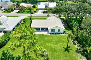 11477 Longshore Way W, Naples, FL 34119 - Photo 26