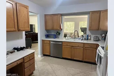13520 Stratford Place Cir #202, Fort Myers, FL 33919 - Photo 4