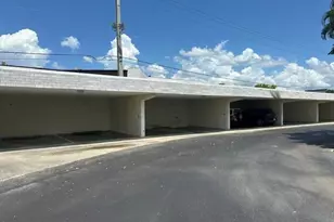 13520 Stratford Pl Cir, Fort Myers, FL 33919 - Photo 2
