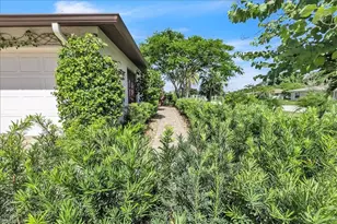 1903 SE 29th Ln, Cape Coral, FL 33904 - Photo 6
