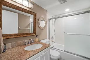 4622 SW Santa Barbara Pl, Cape Coral, FL 33914 - Photo 10