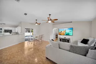 636 SW 10th St, Cape Coral, FL 33991 - Photo 4