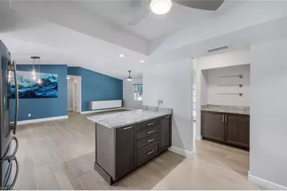2212 SE 7th St, Cape Coral, FL 33990 - Photo 12