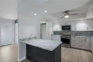 2212 SE 7th St, Cape Coral, FL 33990 - Photo 10