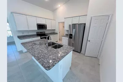 1510 NW 13th Ter, Cape Coral, FL 33993 - Photo 6