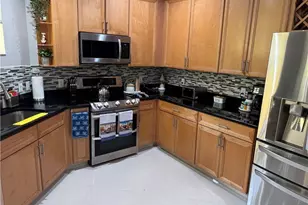 9815 Solera Cove Pointe, Fort Myers, FL 33908 - Photo 4