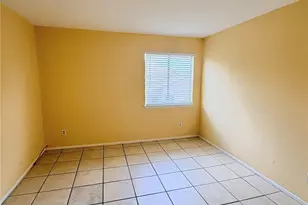 2905 Winkler Ave, Fort Myers, FL 33916 - Photo 10