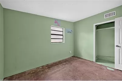 1223 Embassy Ln, Naples, FL 34104 - Photo 18