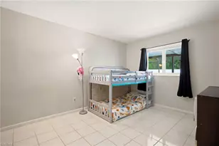 301 Hollywood St, Lehigh Acres, FL 33936 - Photo 8