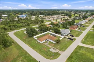 301 Hollywood St, Lehigh Acres, FL 33936 - Photo 24