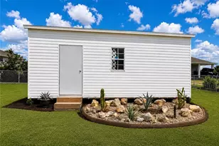 125 Plantation Dr, Labelle, FL 33935 - Photo 22