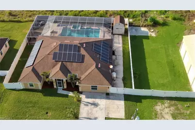 432 Willowbrook Dr, Lehigh Acres, FL 33972 - Photo 18