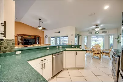2028 SW 44th Ter, Cape Coral, FL 33914 - Photo 18