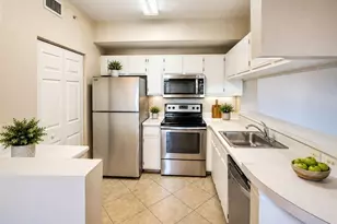6490 Aragon Way, Fort Myers, FL 33966 - Photo 6