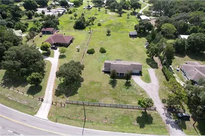 21680 N River Rd, Alva, FL 33920 - Photo 38