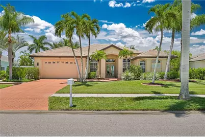 5514 Merlyn Ln, Cape Coral, FL 33914 - Photo 2