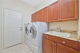 5514 Merlyn Ln, Cape Coral, FL 33914 - Photo 38