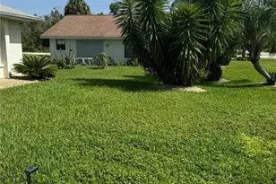 921 Jefferson Ave, Lehigh Acres, FL 33936 - Photo 18