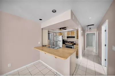517 SE 23rd Pl, Cape Coral, FL 33990 - Photo 4